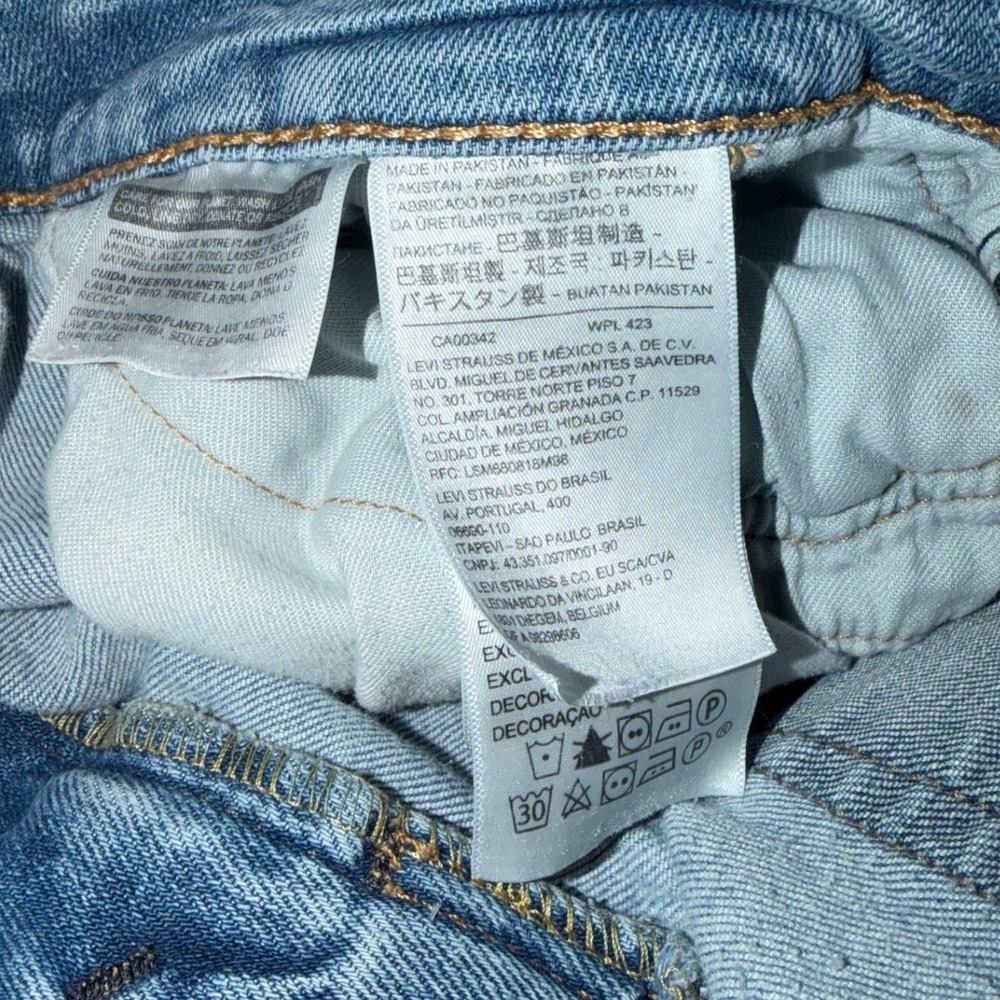Levis 514 Mens Light Wash Denim Cut Off Shorts Size 34 Raw Hem Blue Jorts - Picture 4 of 4